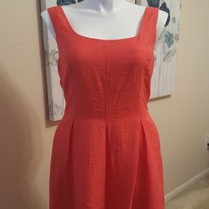 Women fit and flare sleeveless dress